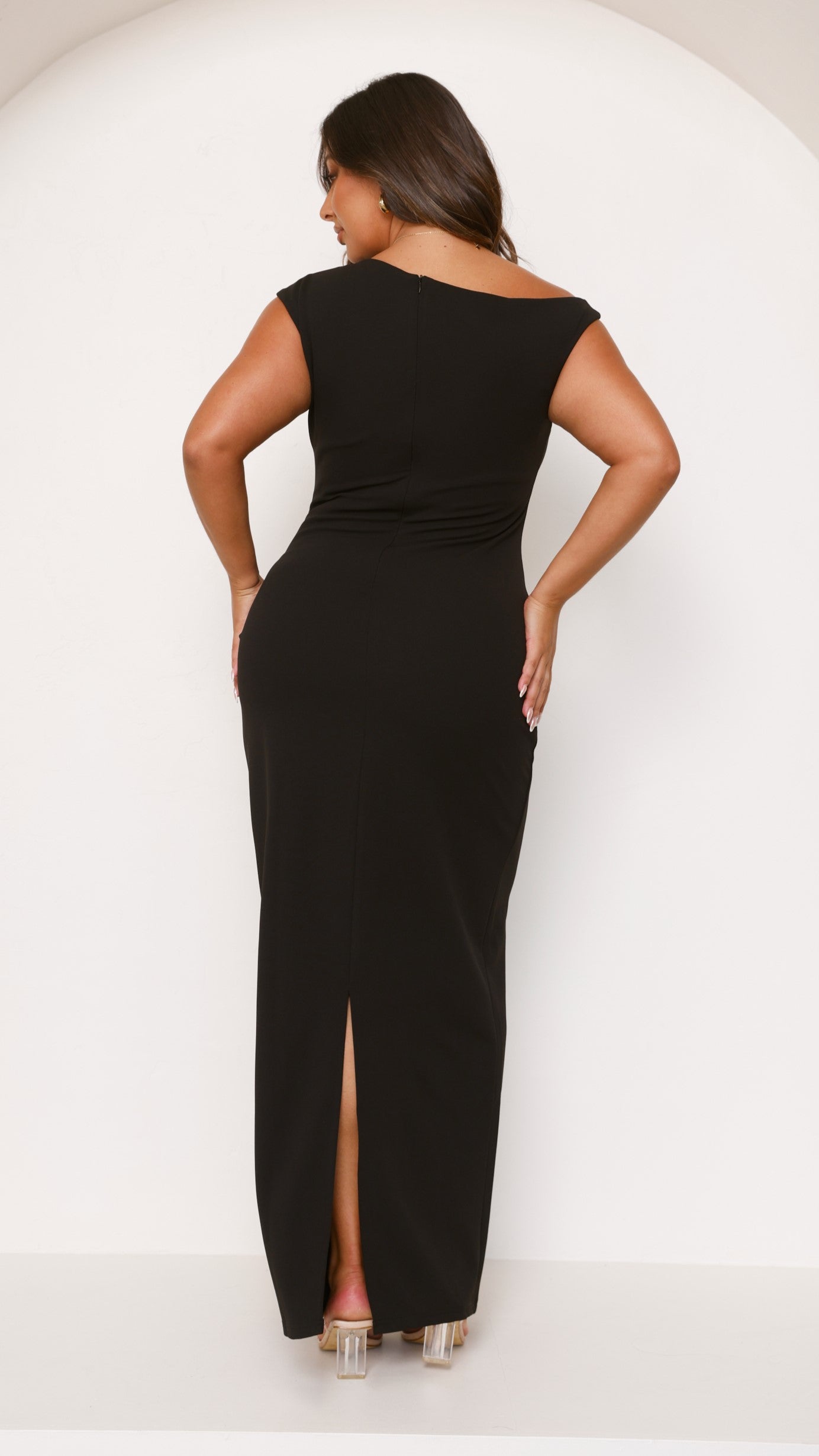 Lilah Maxi Dress - Black
