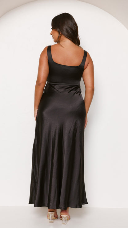 Alaria Maxi Dress - Black