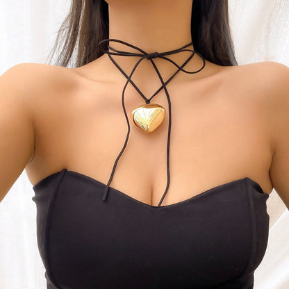 Dainty Gold Silver Tone Heart Pendant Velvet String Necklace